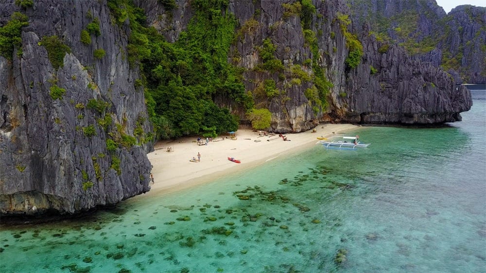 Эль Нидо туры на лодке по островам