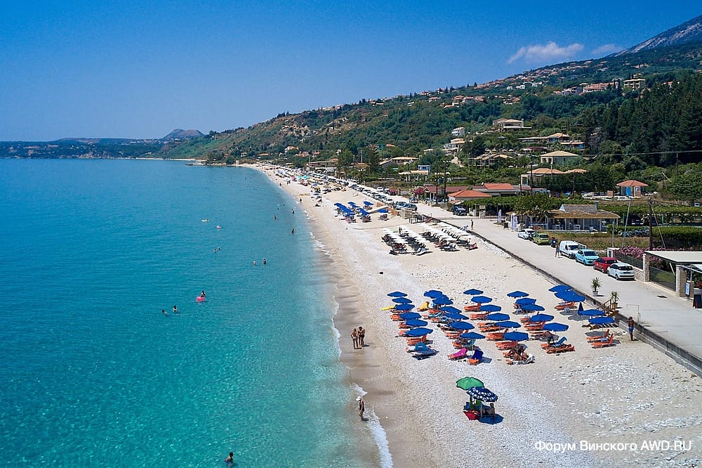 Пляж Лурдас на юге Кефалонии