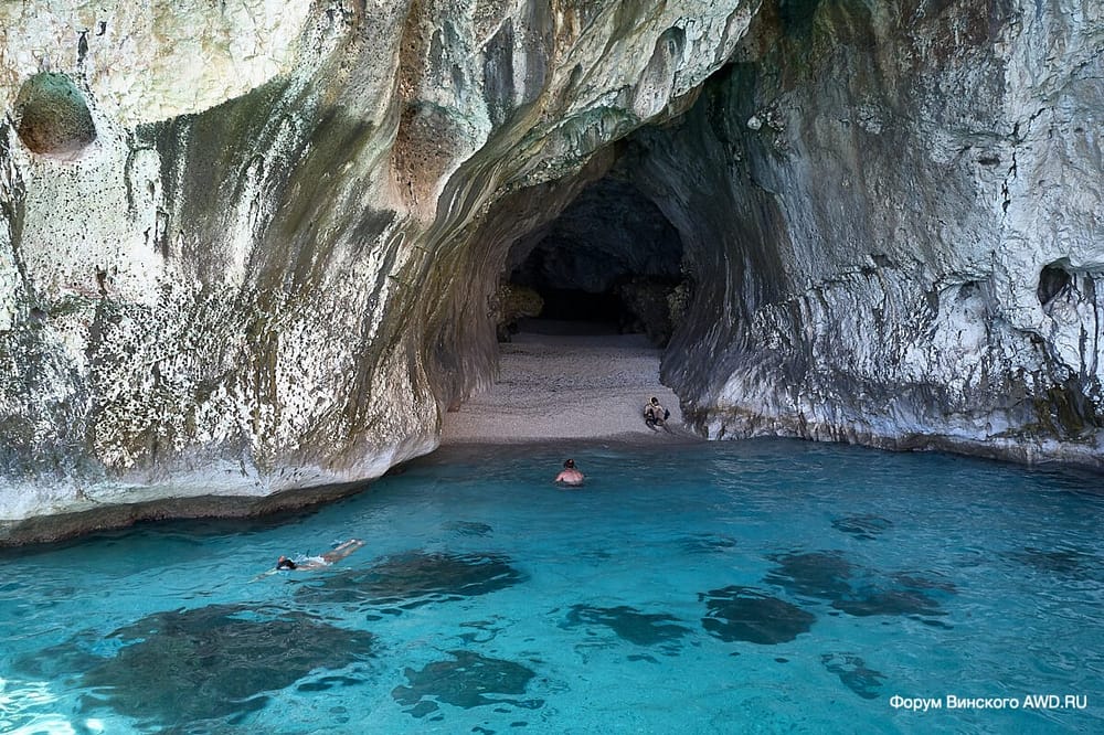 Пляж Cala Mariolu Орозеи Сардиния