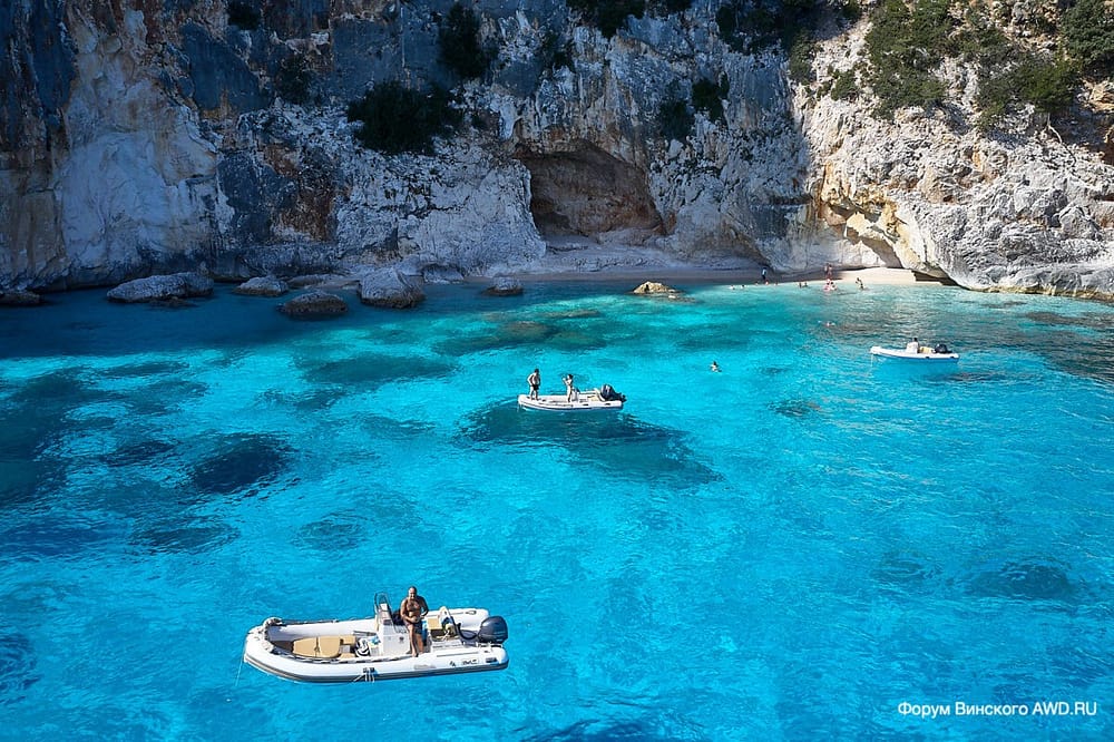 Голубая лагуна Piscine di Venere