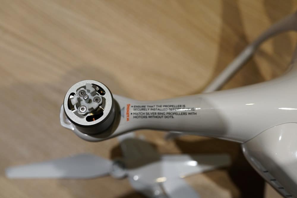 Квадрокоптер DJI Phantom 4 отзыв