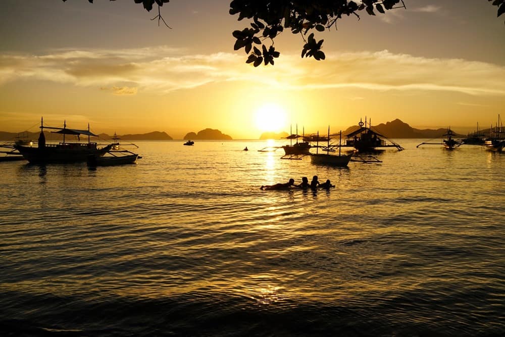 Эль Нидо туры на лодке по островам