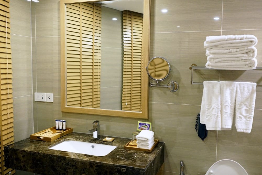 Отели рядом с аэропортом Хошимина