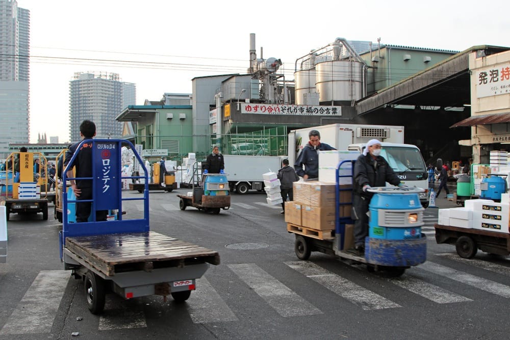 Рыбный рынок в Токио: Tsukiji (Цукидзи)