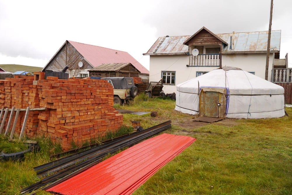 Монголия самостоятельно