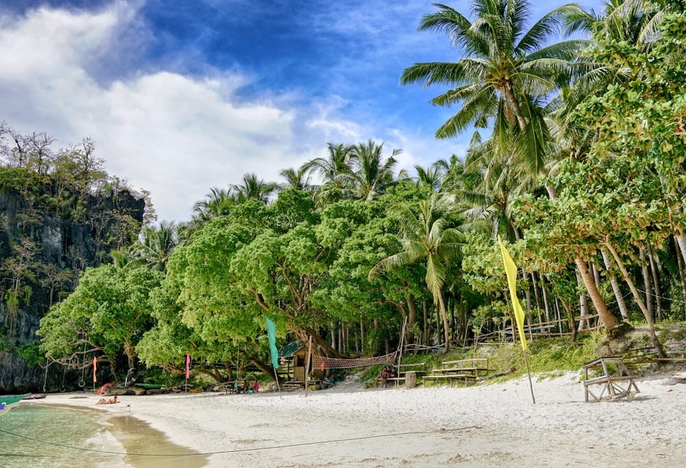 Эль Нидо туры на лодке по островам