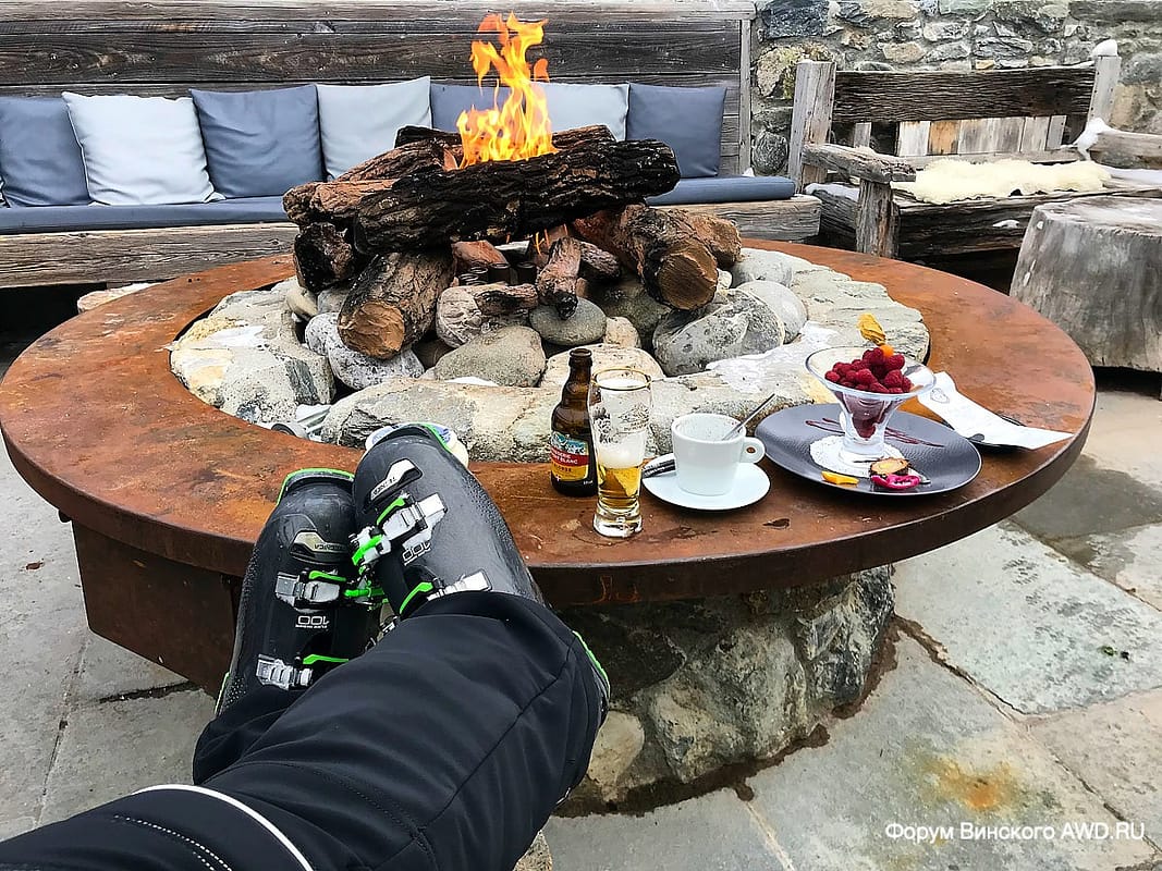 Три Долины Франция : рестораны и цены в них