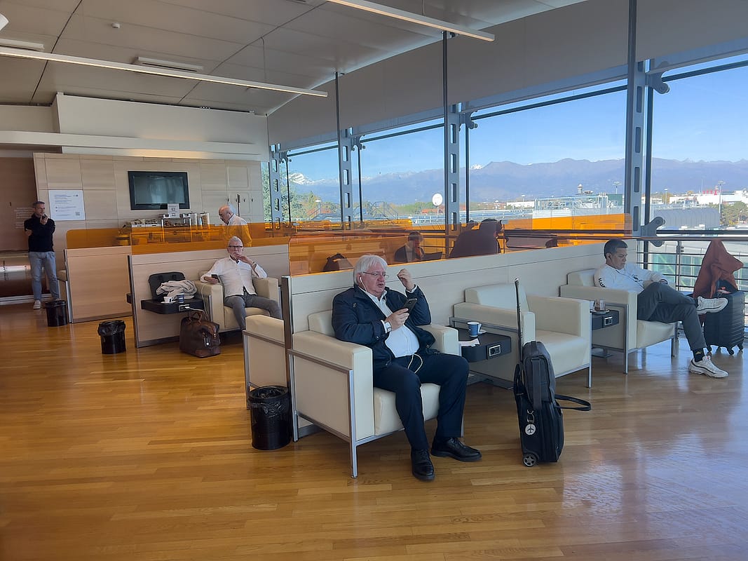 Бизнес-зал в аэропорту Турина