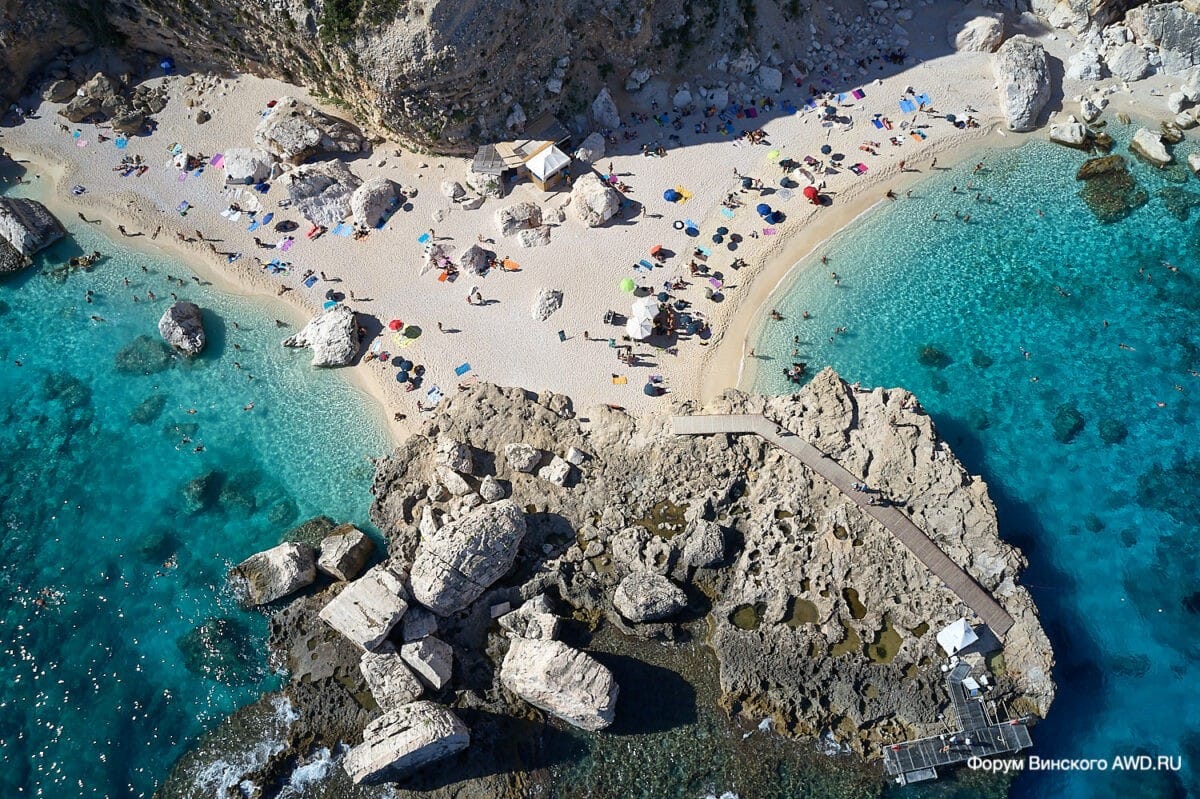 Пляж Cala Mariolu Орозеи Сардиния