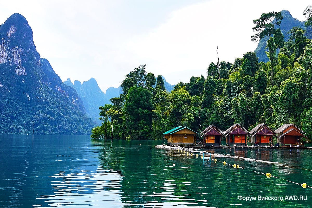 Озеро Чео Лан в парке Као Сок