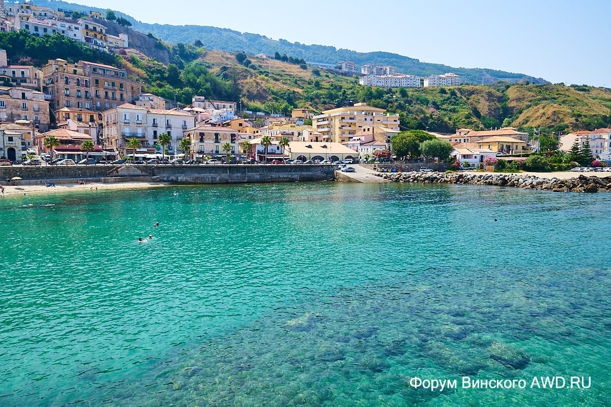 Пляжи Пиццо Калабрия