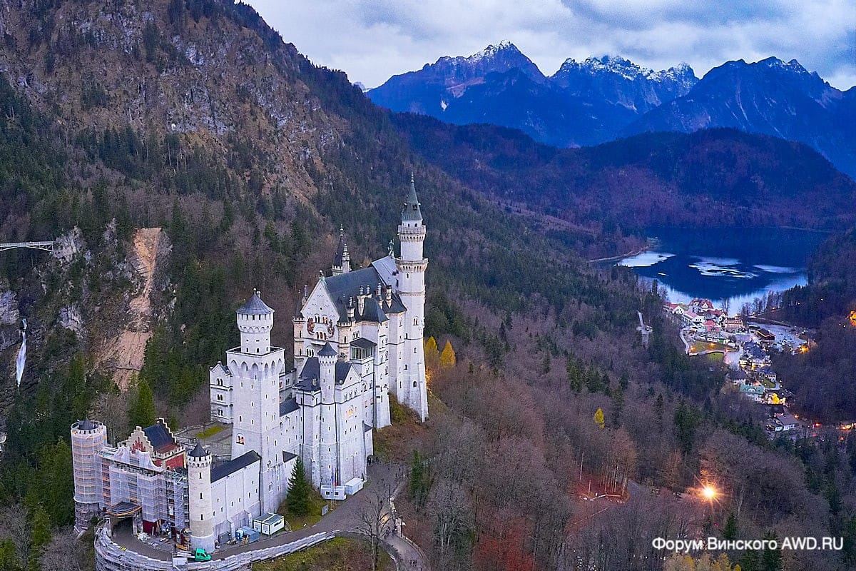 Замок Нойшванштайн фото