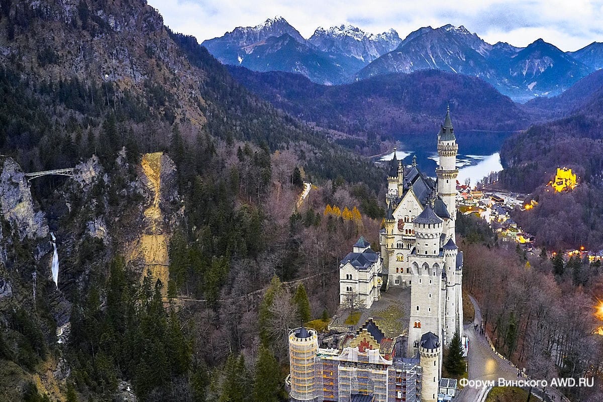 Замок Нойшванштайн фото