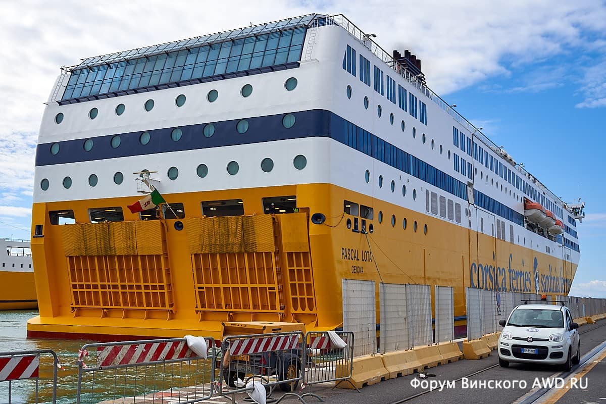 Паром Италия Корсика