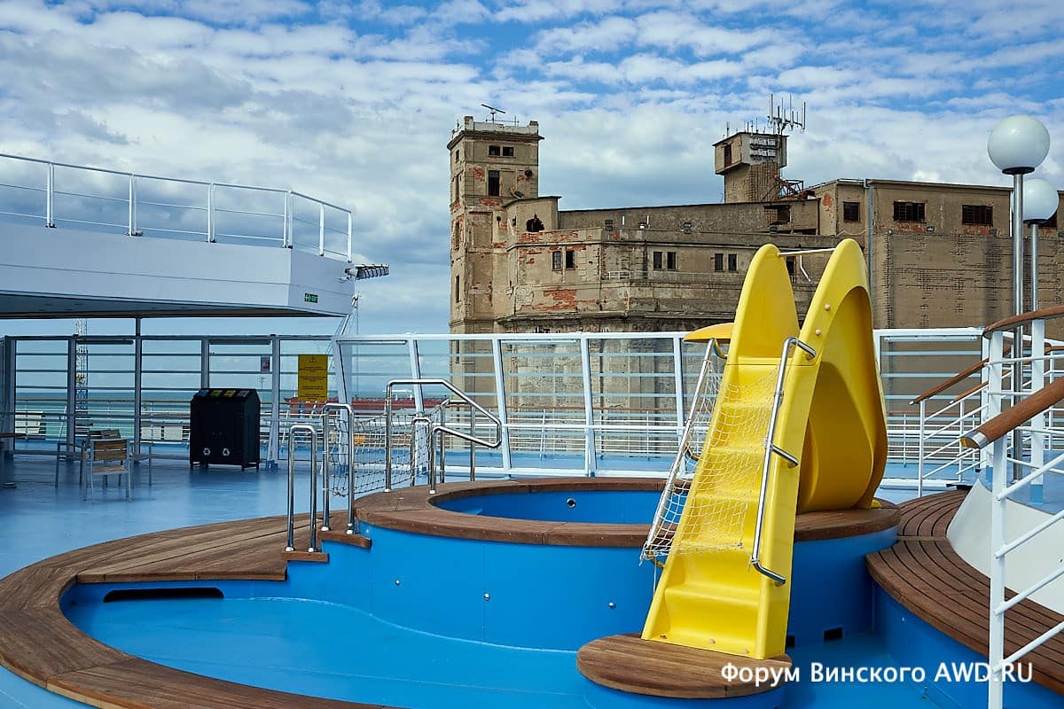 Паром на Корсику из Италии