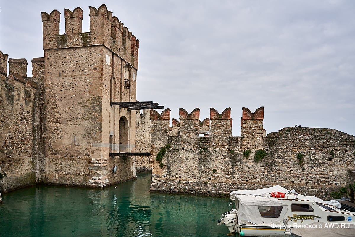 Сирмионе на озере Гарда