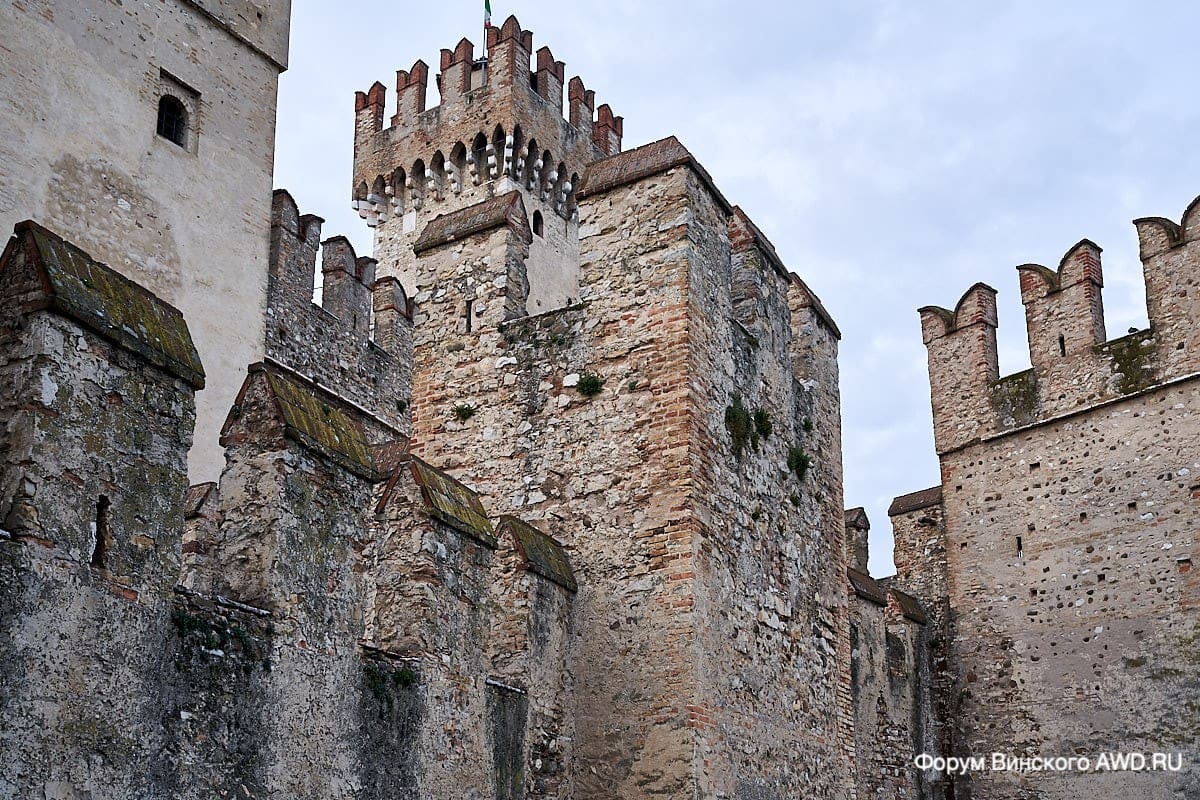 Сирмионе на озере Гарда