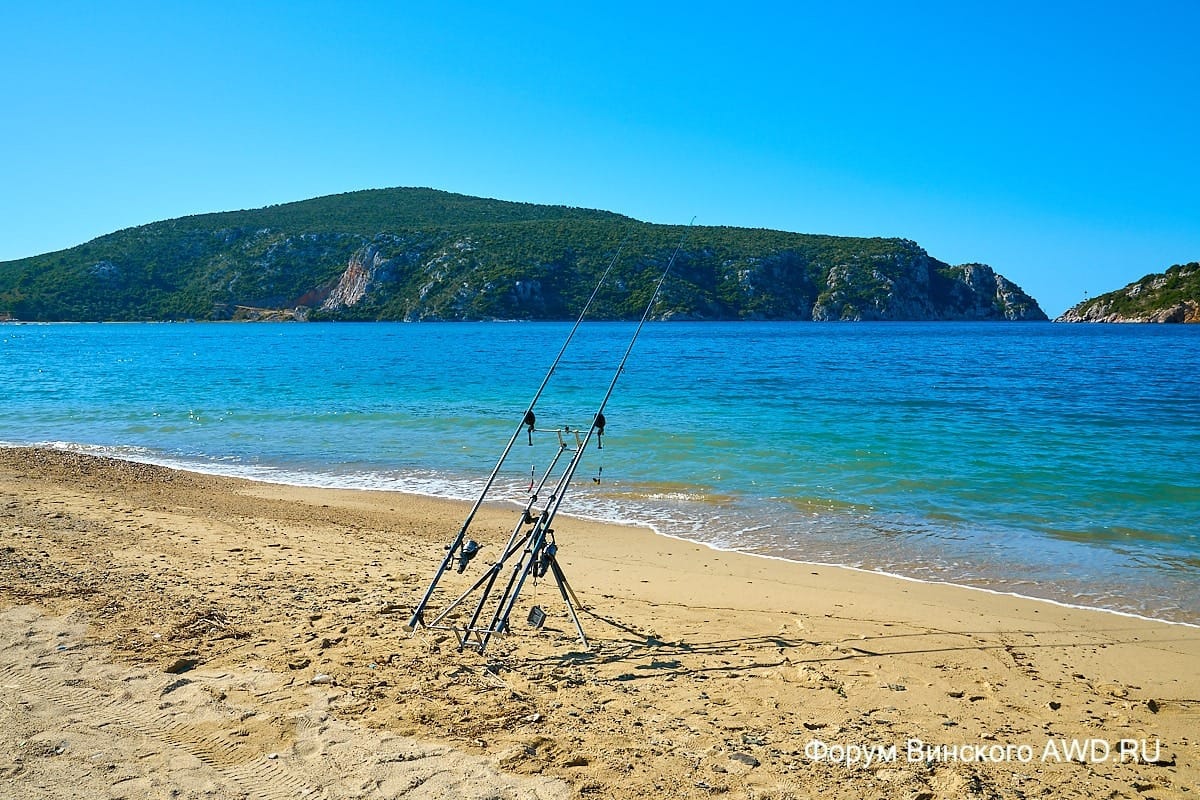 Дикий кемпинг в Порто Куфо Ситония