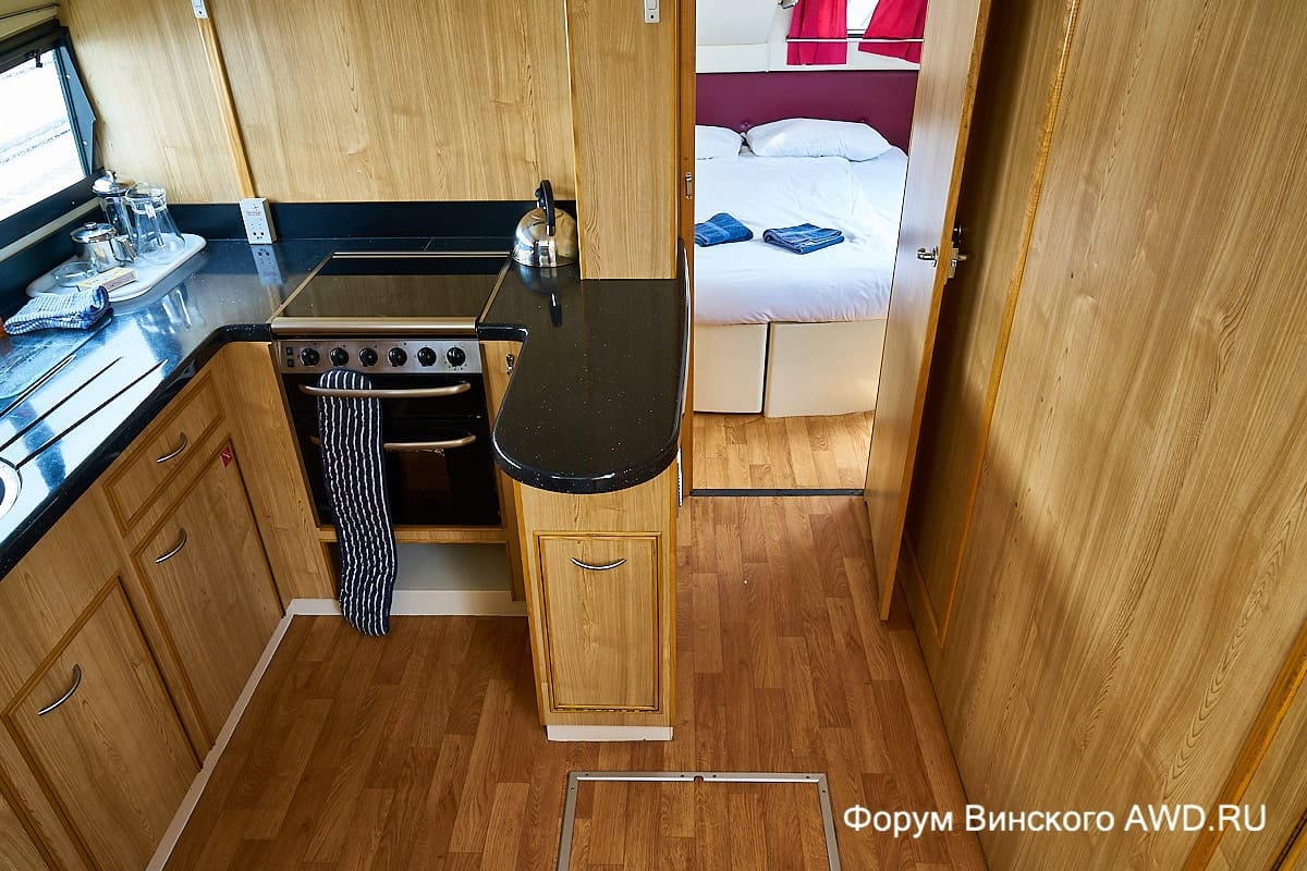 Круиз по Темзе на Royal Mystique