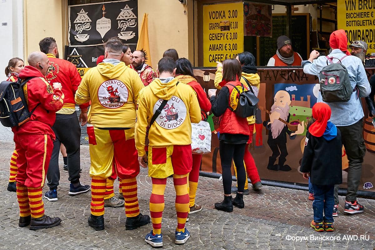 Карнавал в Ивреа (Италия)