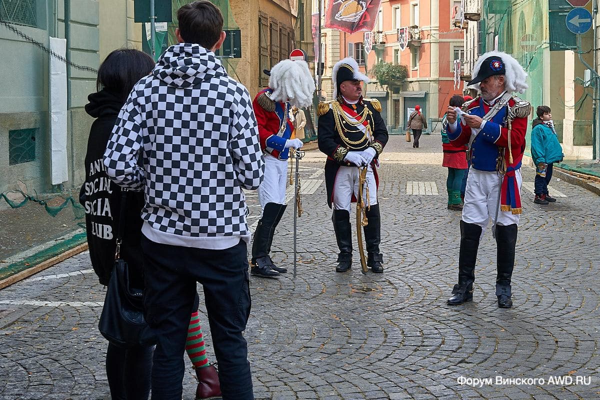 Карнавал в Ивреа (Италия)