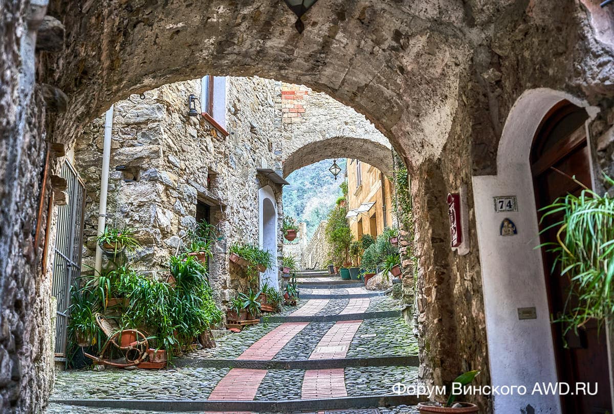 Dolceacqua Италия