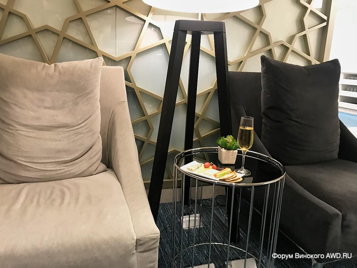 Бизнес зал Qatar Airways в аэропоту Бангкока (BKK)