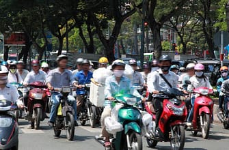 Дорожное движение во Вьетнаме