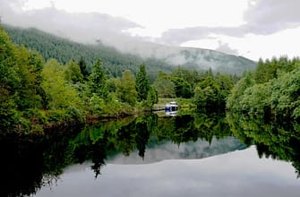 Каледонский канал на катере