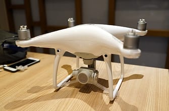 Квадрокоптер DJI Phantom 4 отзыв