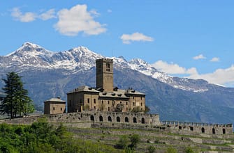 Замки Валле Д'Аоста