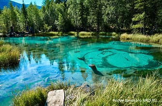 Гейзерное озеро Горный Алтай
