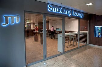 Курилки в аэропортах мира 2024