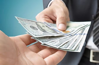 Стоит ли сейчас покупать авиабилеты