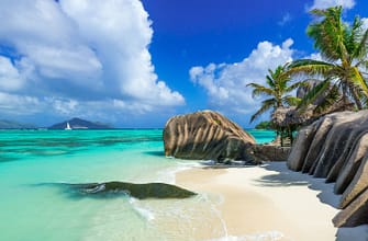 Куда поехать на море осенью-зимой 2020