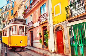 Правила въезда в Португалию 2021