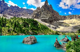 Озеро Сорапис в Доломитах