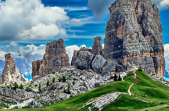 Чинкве Торри (Пять Башен)