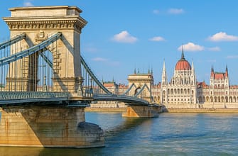 Виза в Венгрию для россиян 2025