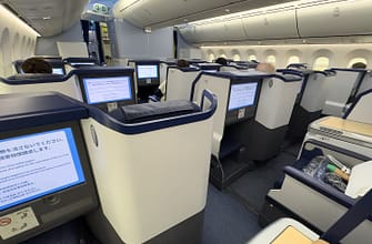 Бизнес-класс ANA на Boeing 787-9