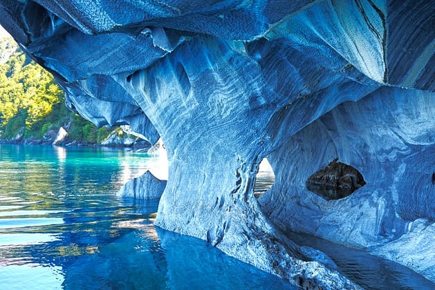 Мраморные пещеры Патагония Чили