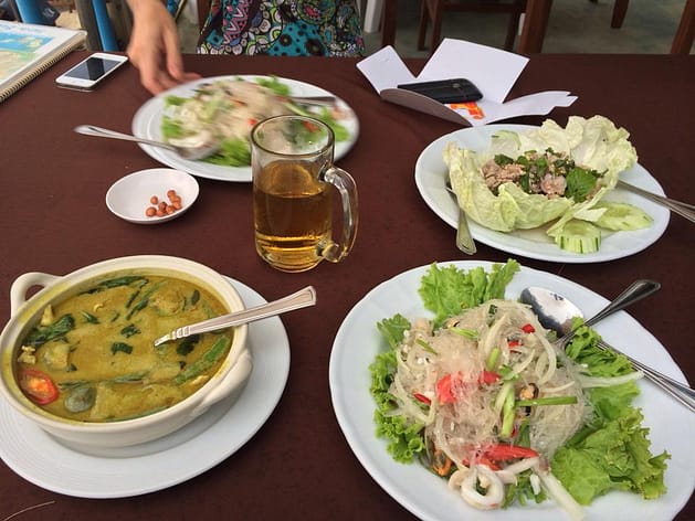 Пхукет цены на еду, отели, услуги, массаж