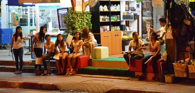 Массаж в Тайланде: лечит или калечит