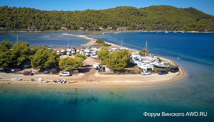 Пляж Ливари на Ситонии