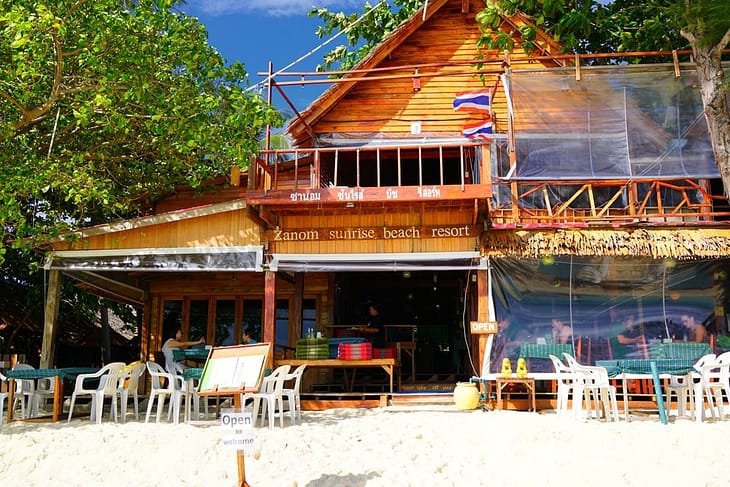 Пляж Санрайз на острове Ко Липе