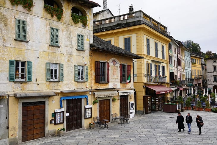 Озеро Орта фото