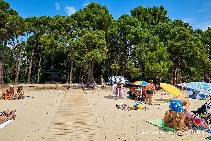 Koukounaries beach Скиатос