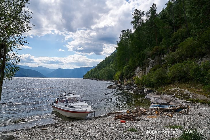 Рыбалка на Телецком озере