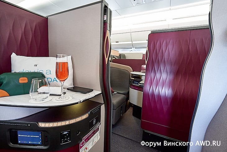 Новый бизнес-класс QSuite у Qatar Airways