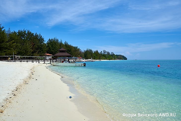 Остров Мантанани Борнео